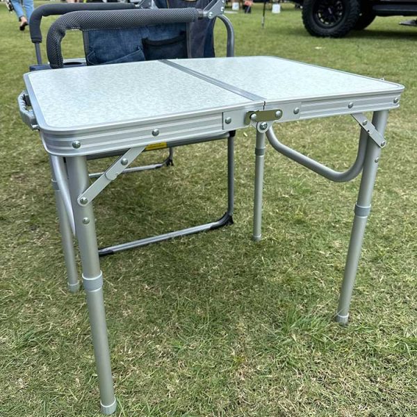 Light Weight Briefcase Style Table